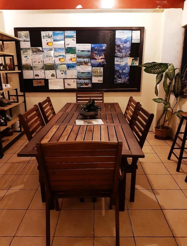 Akinabalu Youth Hostel *